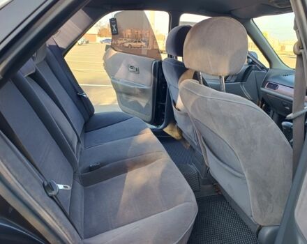 Серый Ниссан Блюберд, объемом двигателя 2 л и пробегом 280 тыс. км за 2300 $, фото 4 на Automoto.ua