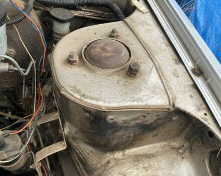 Серый Ниссан Блюберд, объемом двигателя 2 л и пробегом 350 тыс. км за 450 $, фото 4 на Automoto.ua