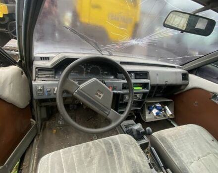 Серый Ниссан Блюберд, объемом двигателя 2 л и пробегом 350 тыс. км за 450 $, фото 8 на Automoto.ua