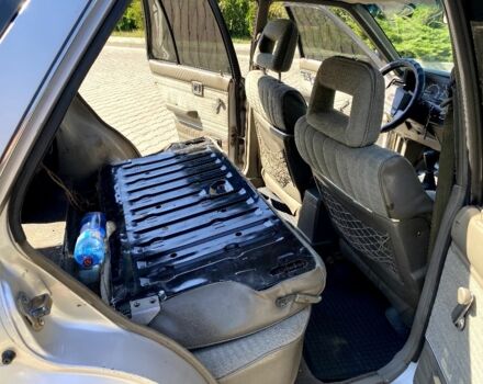 Сірий Ніссан Блюберд, об'ємом двигуна 2 л та пробігом 250 тис. км за 2000 $, фото 11 на Automoto.ua