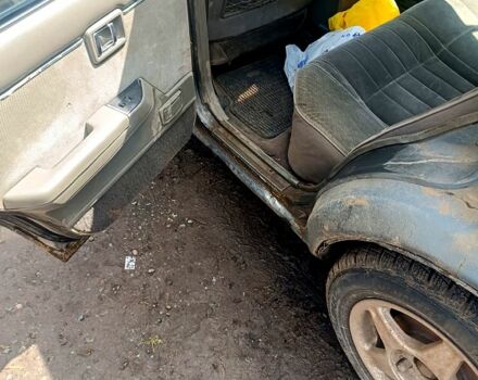 Серый Ниссан Блюберд, объемом двигателя 2 л и пробегом 0 тыс. км за 1300 $, фото 4 на Automoto.ua