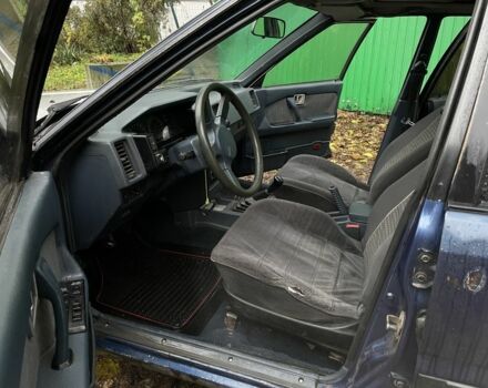 Синий Ниссан Блюберд, объемом двигателя 1.8 л и пробегом 3 тыс. км за 1350 $, фото 6 на Automoto.ua