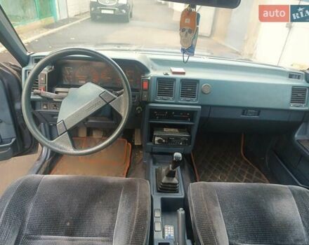 Синий Ниссан Блюберд, объемом двигателя 2 л и пробегом 230 тыс. км за 1700 $, фото 13 на Automoto.ua