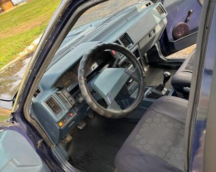 Синий Ниссан Блюберд, объемом двигателя 2 л и пробегом 413 тыс. км за 2200 $, фото 14 на Automoto.ua