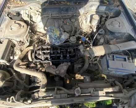 Синий Ниссан Блюберд, объемом двигателя 2 л и пробегом 4 тыс. км за 350 $, фото 3 на Automoto.ua