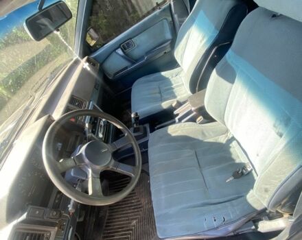 Синий Ниссан Блюберд, объемом двигателя 2 л и пробегом 500 тыс. км за 483 $, фото 3 на Automoto.ua