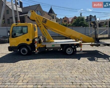 Жовтий Ніссан Кабстар, об'ємом двигуна 2.5 л та пробігом 72 тис. км за 60603 $, фото 9 на Automoto.ua