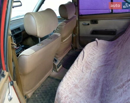 Червоний Ніссан Чері, об'ємом двигуна 1.7 л та пробігом 455 тис. км за 380 $, фото 3 на Automoto.ua