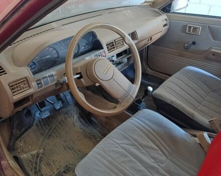 Красный Ниссан Чери, объемом двигателя 0 л и пробегом 230 тыс. км за 550 $, фото 2 на Automoto.ua