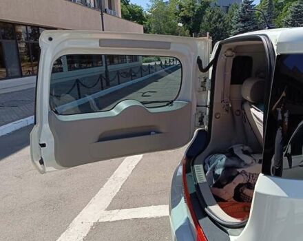 Белый Ниссан Куб, объемом двигателя 1.6 л и пробегом 142 тыс. км за 7500 $, фото 21 на Automoto.ua