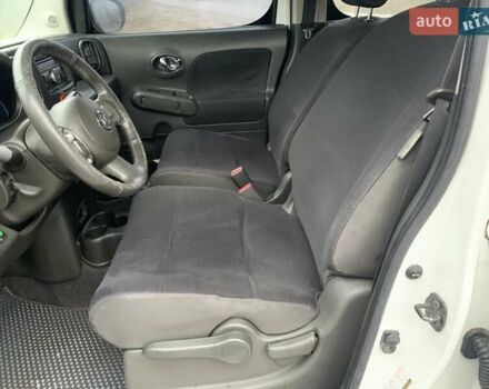 Белый Ниссан Куб, объемом двигателя 1.8 л и пробегом 195 тыс. км за 6000 $, фото 13 на Automoto.ua