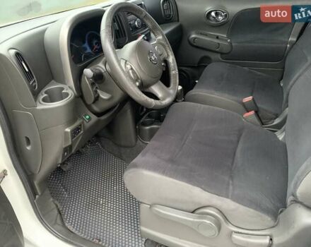 Белый Ниссан Куб, объемом двигателя 1.8 л и пробегом 195 тыс. км за 6000 $, фото 10 на Automoto.ua