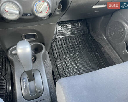 Сірий Ніссан Куб, об'ємом двигуна 1.8 л та пробігом 211 тис. км за 6900 $, фото 14 на Automoto.ua