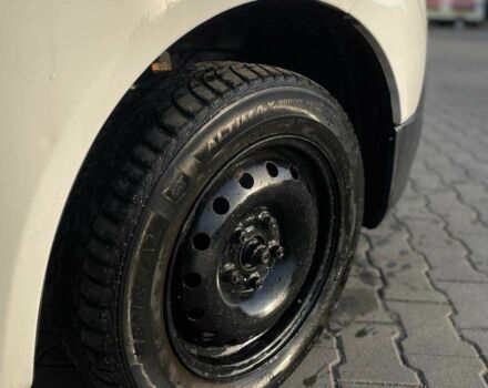 Білий Ніссан Інша, об'ємом двигуна 0 л та пробігом 126 тис. км за 8200 $, фото 22 на Automoto.ua