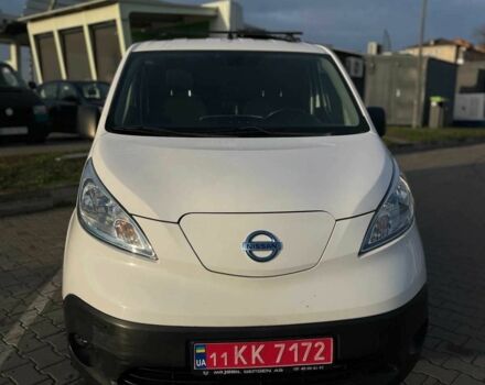 Білий Ніссан Інша, об'ємом двигуна 0 л та пробігом 126 тис. км за 8200 $, фото 1 на Automoto.ua