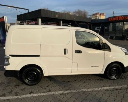 Білий Ніссан Інша, об'ємом двигуна 0 л та пробігом 126 тис. км за 8200 $, фото 4 на Automoto.ua