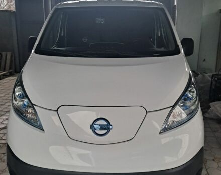 Білий Ніссан Інша, об'ємом двигуна 0 л та пробігом 29 тис. км за 16500 $, фото 2 на Automoto.ua