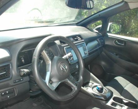 Білий Ніссан Інша, об'ємом двигуна 0 л та пробігом 243 тис. км за 9000 $, фото 13 на Automoto.ua