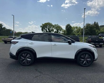 Белый Ниссан Другая, объемом двигателя 0 л и пробегом 11 тыс. км за 19000 $, фото 3 на Automoto.ua