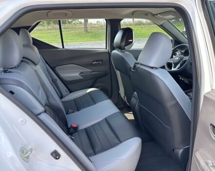 Білий Ніссан Інша, об'ємом двигуна 1.6 л та пробігом 16 тис. км за 12000 $, фото 11 на Automoto.ua