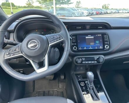 Білий Ніссан Інша, об'ємом двигуна 1.6 л та пробігом 16 тис. км за 12000 $, фото 12 на Automoto.ua