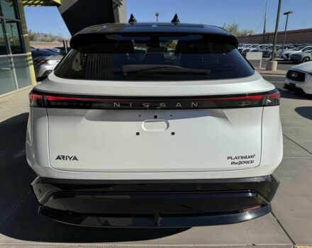 Белый Ниссан Другая, объемом двигателя 0 л и пробегом 20 тыс. км за 18000 $, фото 5 на Automoto.ua