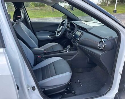 Білий Ніссан Інша, об'ємом двигуна 1.6 л та пробігом 16 тис. км за 12000 $, фото 9 на Automoto.ua