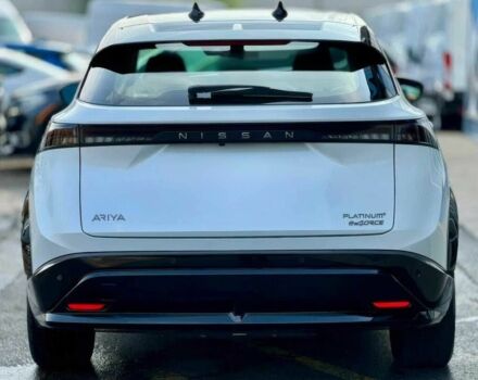 Білий Ніссан Інша, об'ємом двигуна 0 л та пробігом 18 тис. км за 11200 $, фото 3 на Automoto.ua