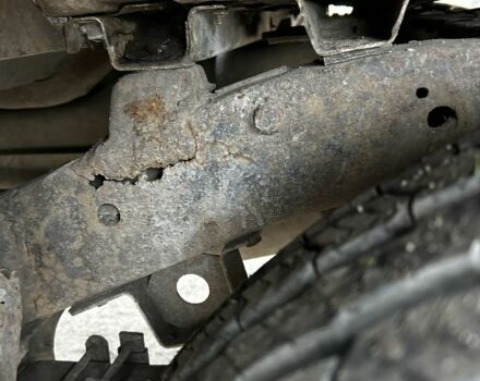 Черный Ниссан Другая, объемом двигателя 2.5 л и пробегом 320 тыс. км за 3933 $, фото 15 на Automoto.ua