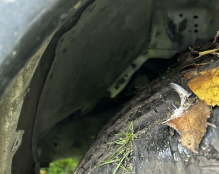 Черный Ниссан Другая, объемом двигателя 2.5 л и пробегом 320 тыс. км за 3933 $, фото 5 на Automoto.ua