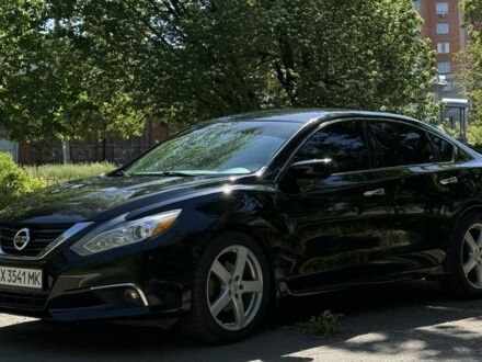 Ніссан Інша 2016 у Славянске на Automoto.ua Чорний Ніссан Інша, об'ємом двигуна 2.5 л та пробігом 109 тис. км за 8999 $, фото 1 на Automoto.ua