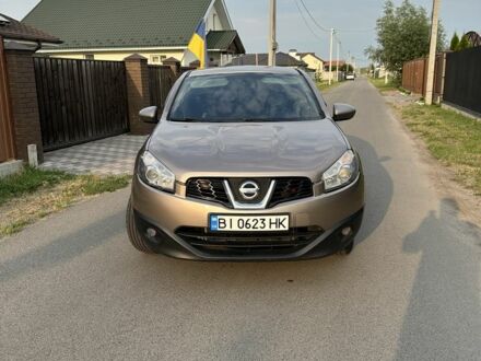 Коричневий Ніссан Інша, об'ємом двигуна 2 л та пробігом 300 тис. км за 5800 $, фото 1 на Automoto.ua