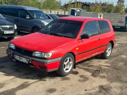 Червоний Ніссан Інша, об'ємом двигуна 2 л та пробігом 300 тис. км за 1350 $, фото 1 на Automoto.ua