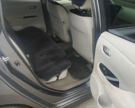 Сірий Ніссан Інша, об'ємом двигуна 0 л та пробігом 160 тис. км за 9999 $, фото 4 на Automoto.ua