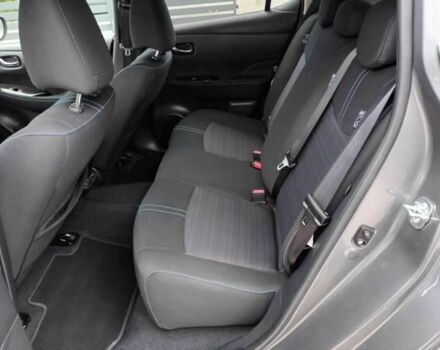 Серый Ниссан Другая, объемом двигателя 0 л и пробегом 35 тыс. км за 12000 $, фото 6 на Automoto.ua