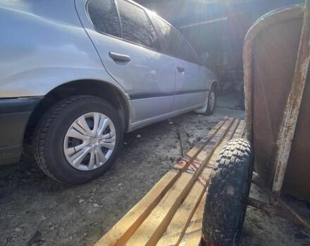 Серый Ниссан Другая, объемом двигателя 2 л и пробегом 390 тыс. км за 1300 $, фото 2 на Automoto.ua