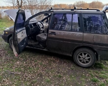 Серый Ниссан Другая, объемом двигателя 2 л и пробегом 544 тыс. км за 1600 $, фото 1 на Automoto.ua