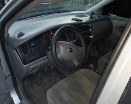 Сірий Ніссан Інша, об'ємом двигуна 2 л та пробігом 320 тис. км за 2300 $, фото 2 на Automoto.ua