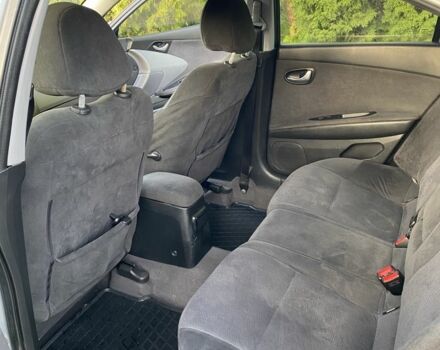 Сірий Ніссан Інша, об'ємом двигуна 2 л та пробігом 318 тис. км за 3700 $, фото 13 на Automoto.ua