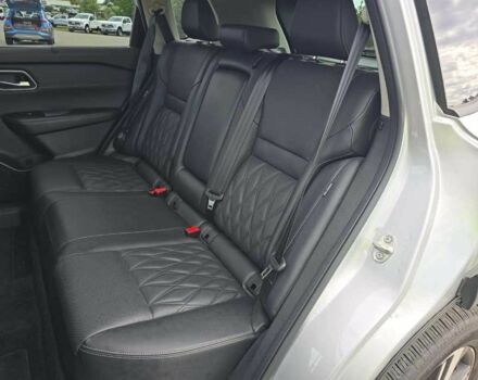 Сірий Ніссан Інша, об'ємом двигуна 0 л та пробігом 23 тис. км за 28000 $, фото 9 на Automoto.ua