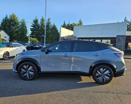 Сірий Ніссан Інша, об'ємом двигуна 0 л та пробігом 12 тис. км за 28000 $, фото 3 на Automoto.ua