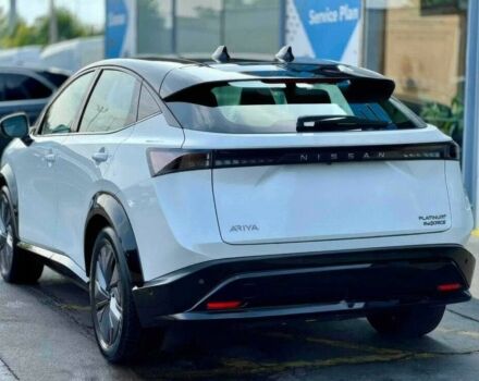 Сірий Ніссан Інша, об'ємом двигуна 0 л та пробігом 11 тис. км за 13025 $, фото 4 на Automoto.ua