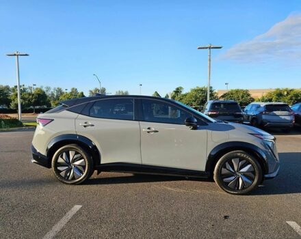 Сірий Ніссан Інша, об'ємом двигуна 0 л та пробігом 12 тис. км за 28000 $, фото 5 на Automoto.ua