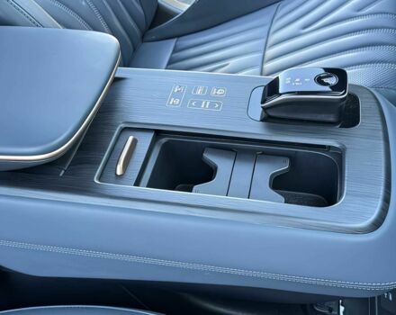 Серый Ниссан Другая, объемом двигателя 0 л и пробегом 13 тыс. км за 9000 $, фото 8 на Automoto.ua