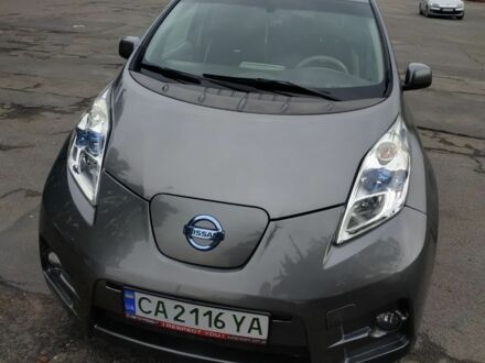 Сірий Ніссан Інша, об'ємом двигуна 0 л та пробігом 160 тис. км за 9999 $, фото 1 на Automoto.ua