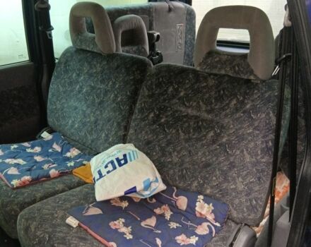 Синий Ниссан Другая, объемом двигателя 0 л и пробегом 250 тыс. км за 2200 $, фото 3 на Automoto.ua