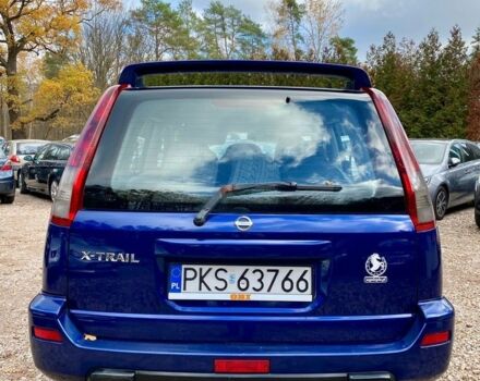 Синий Ниссан Другая, объемом двигателя 2.2 л и пробегом 301 тыс. км за 2150 $, фото 4 на Automoto.ua