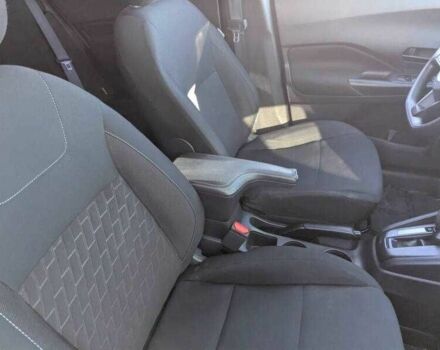 Синій Ніссан Інша, об'ємом двигуна 1.6 л та пробігом 25 тис. км за 3800 $, фото 6 на Automoto.ua