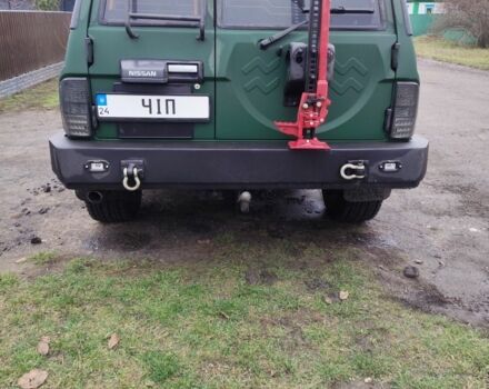 Зеленый Ниссан Другая, объемом двигателя 4 л и пробегом 300 тыс. км за 14500 $, фото 2 на Automoto.ua