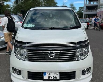 Білий Ніссан Ельгранд, об'ємом двигуна 3.5 л та пробігом 235 тис. км за 10500 $, фото 8 на Automoto.ua